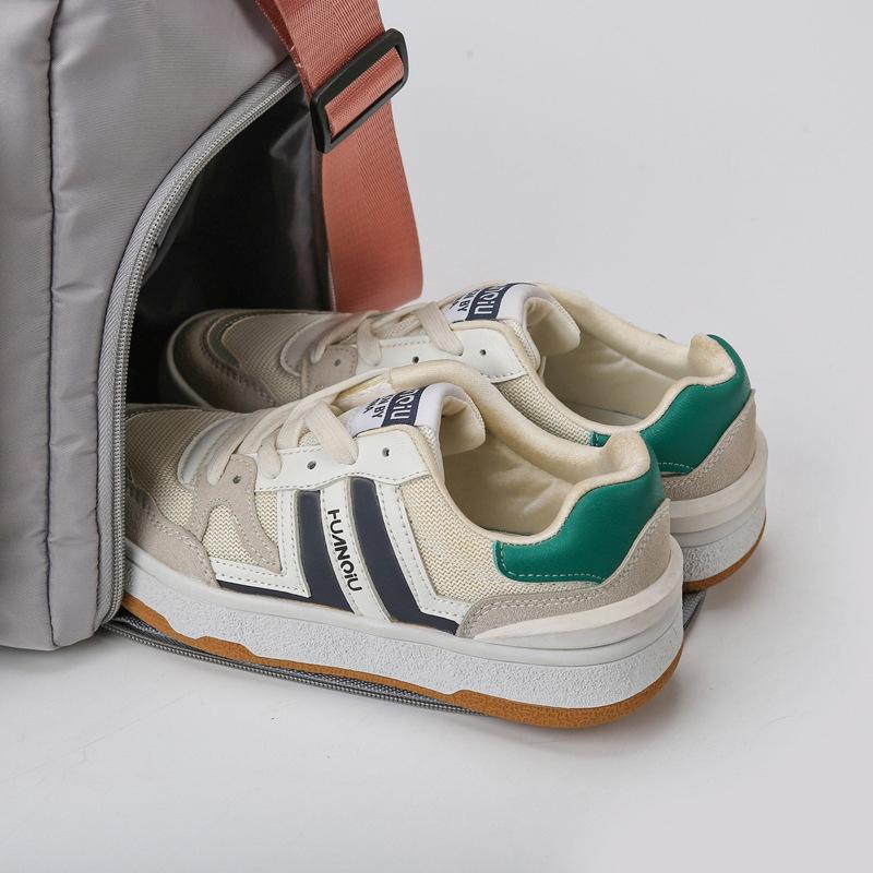 Fashion Fitness Bag: Men's & Women's Water-Repellent Handbag with Wet/Dry Separation, Shoe Compartment - Ideal for Sports & Travel.