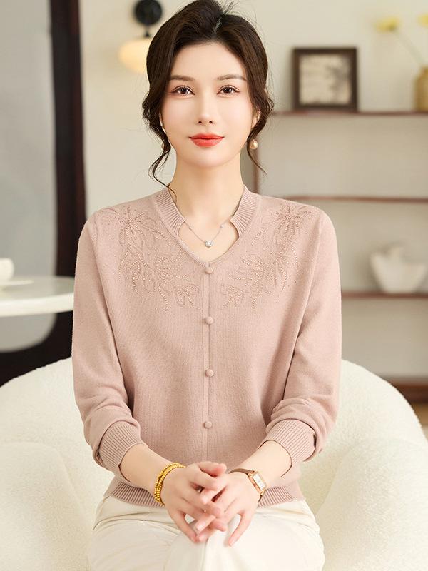 2026 Spring V-Neck Sweater for Middle-Aged & Elderly Women – Stylish Knit Top
