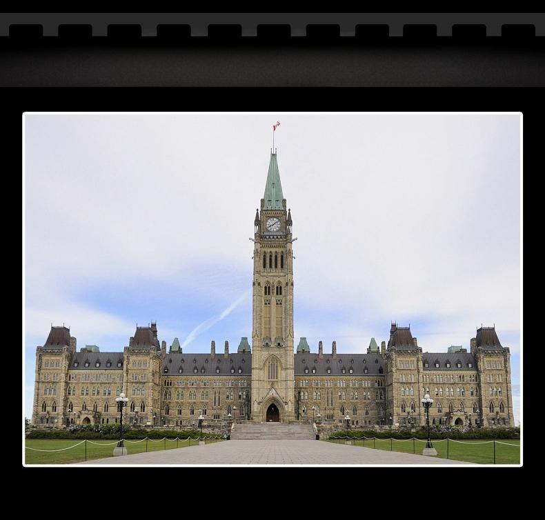 Non-Toxic 608Pcs World Famous Modern Architecture Building Blocks Canada Parliament Particle Assembly Bricks Toy For Children Gifts