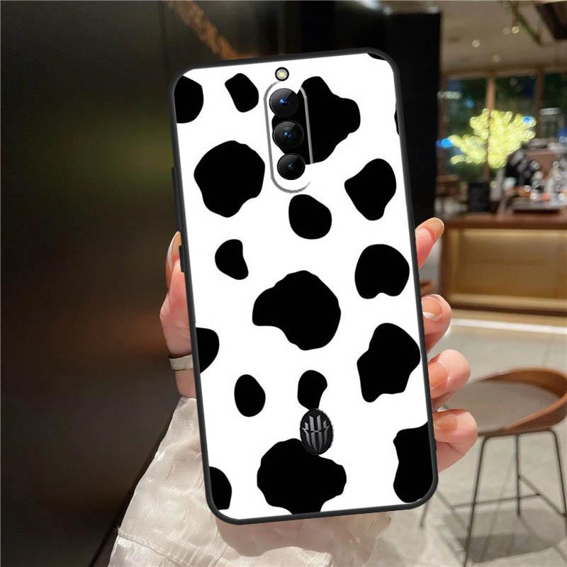 White Black Cow Print Case For ZTE Nubia Red Magic 11 10 9 8 8S 9S 10S Pro Plus 6 7 6S 7S For RedMagic 10 Air Cover