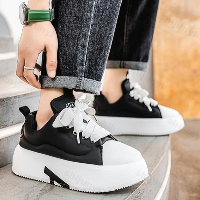Fashion 2025 Autumn Niche Fashion Thick Soled Casual Shoes for Men Fashion Trend Low Top Comfortable Versatile Lace Up Platform sneakers