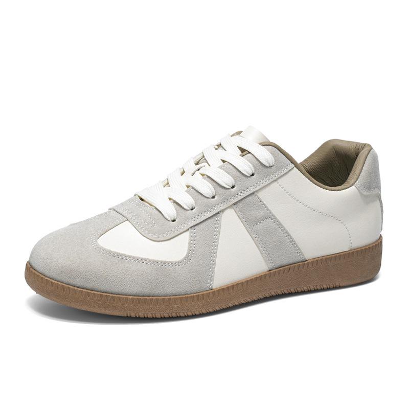 Dexun shoes women's spring and summer new breathable little white shoes women's Korean version versatile flat-bottomed sports and leisure board shoes