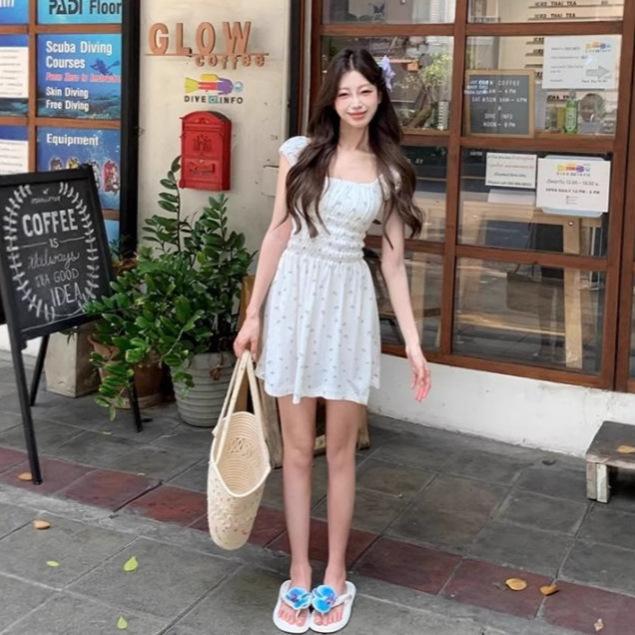 Summer Fishbone French Square Neck Floral Dress Waist Temperament Thin Short Backless Romantic Sweet Dress