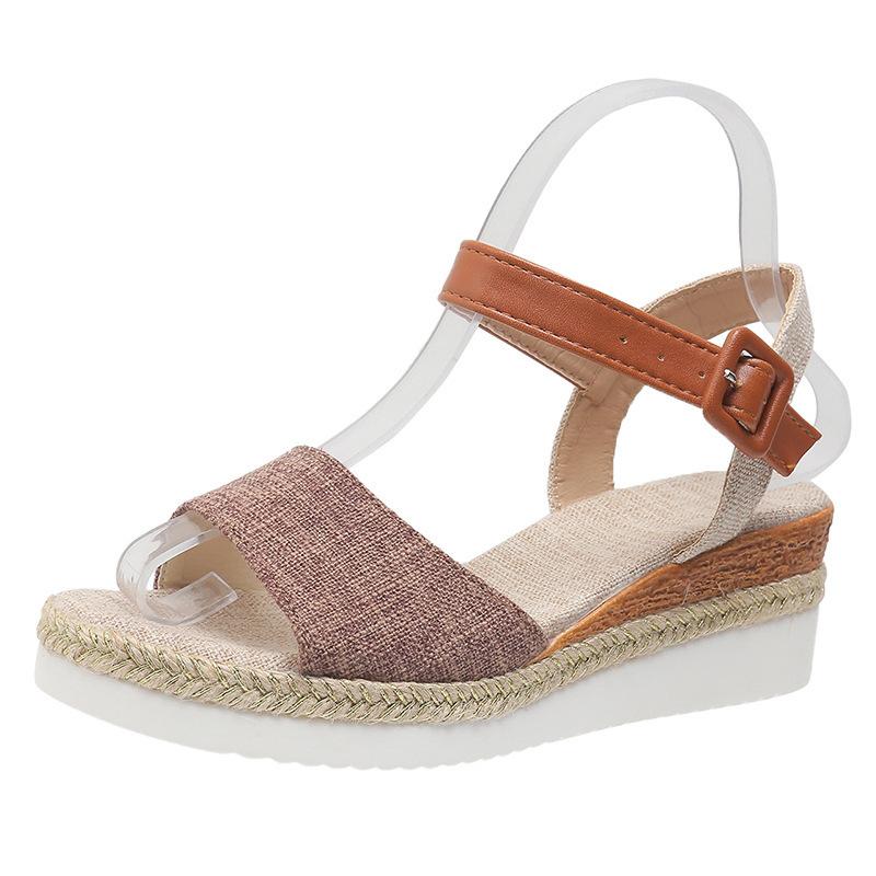 

Foreign trade large size one-word with wedge heel fish mouth sandals women s summer new buckle outer wear beach cool slippers 2025 43