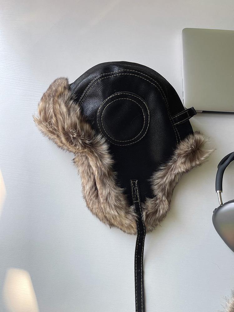 Unisex Northeast Faux Leather Aviator Hat: Windproof, Warm, Ear-Protected for Autumn and Winter Cycling and Outdoor Wear