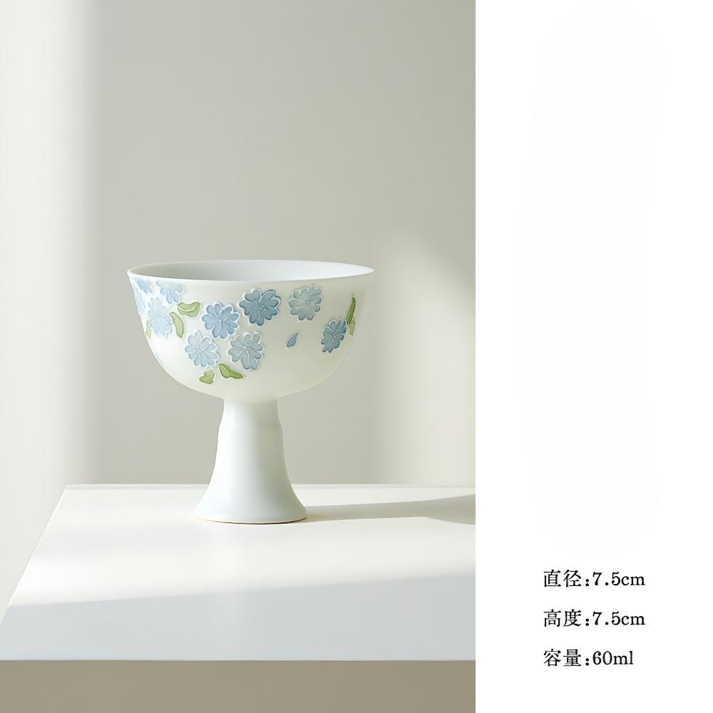 

2pc/lot Hand-painted Small Blue Flower Teacup Vintage Tea Bowl Mug Tea-tasting Personal Cup Jianzhan Master Cups Drinkware 60ml As Your Choose