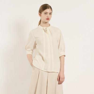 Lace Point Blouse B5m3b411