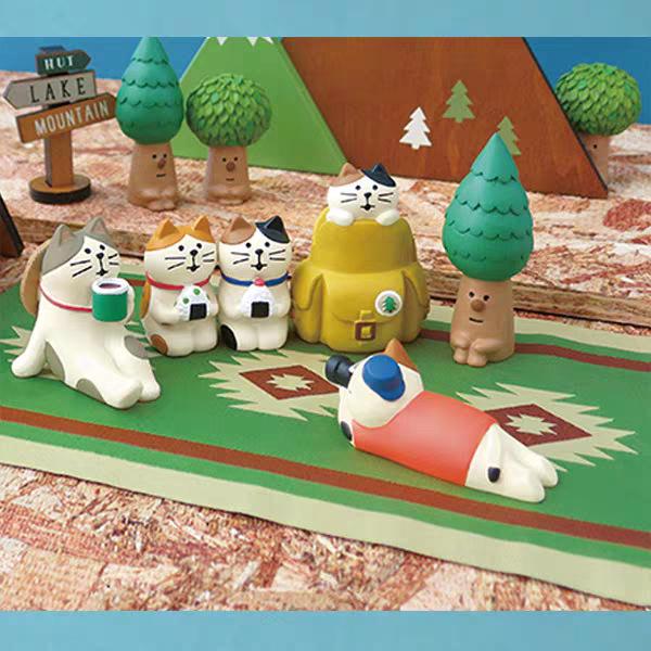 Japanese Style Cat Resin Ornament for Car Console Decoration