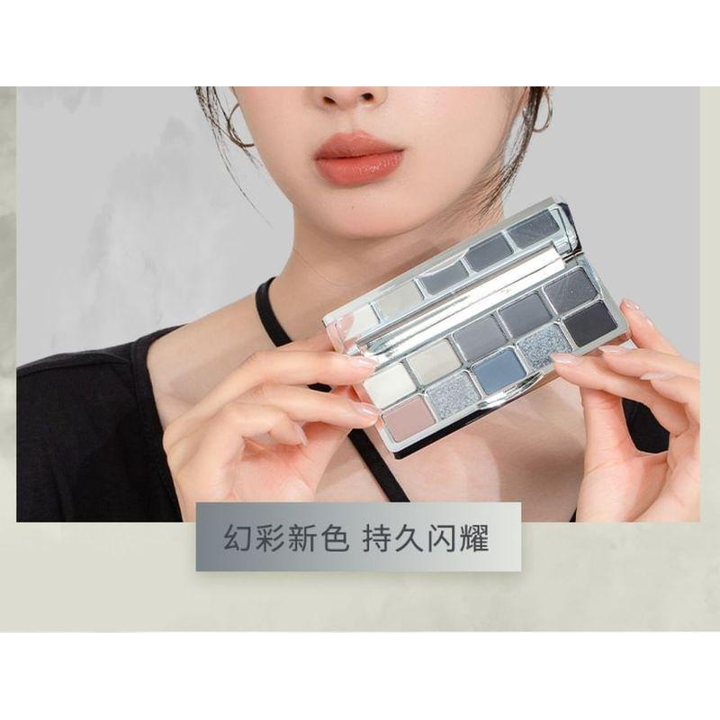 SHEDELLA - Dreamy Eyeshadow Palette - A beautiful moment in time