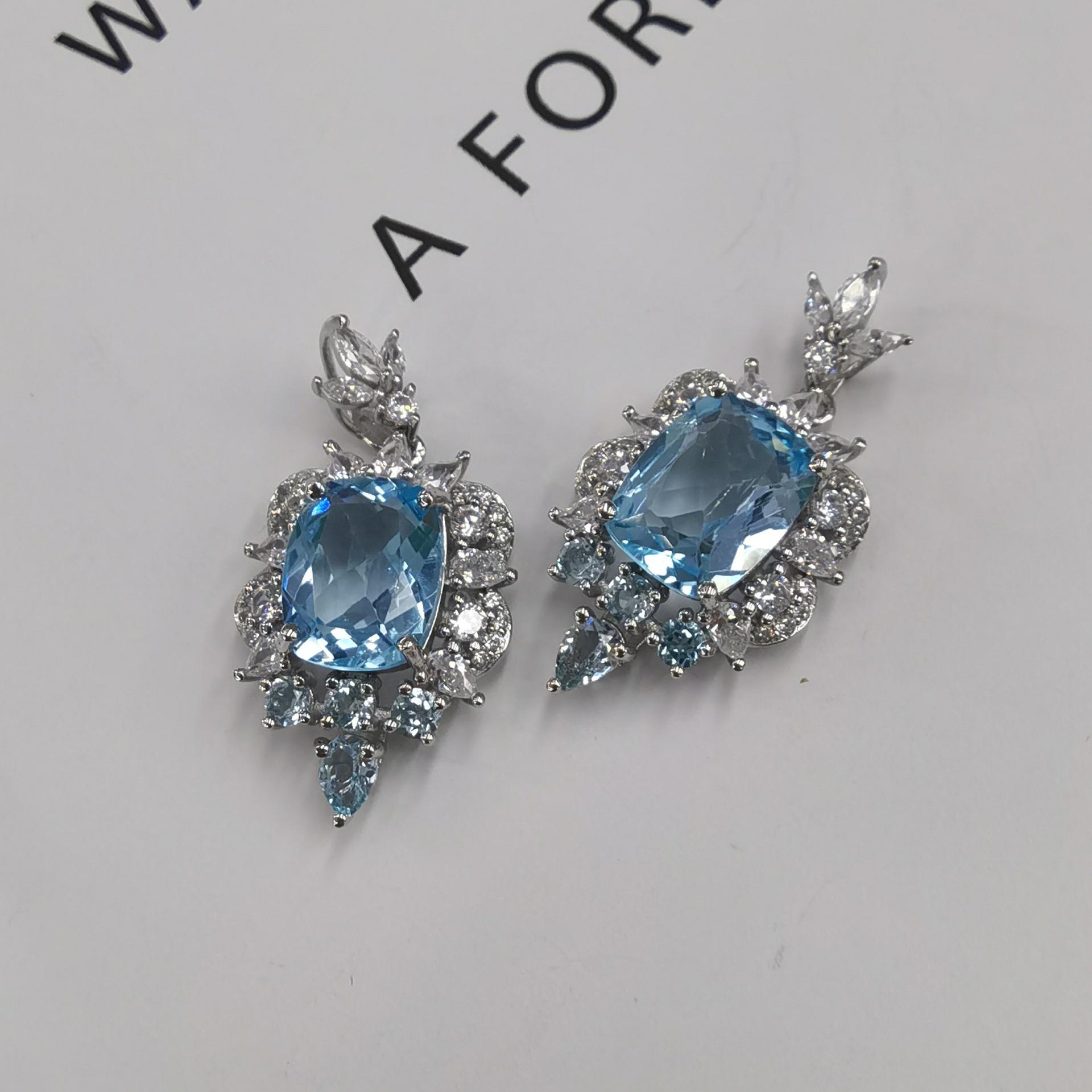 

Геометрическая подвеска с небесно-голубым топазом - Стерлинговое серебро S925 с родиевым покрытием, Цепочка в комплект не входит 925 Silver