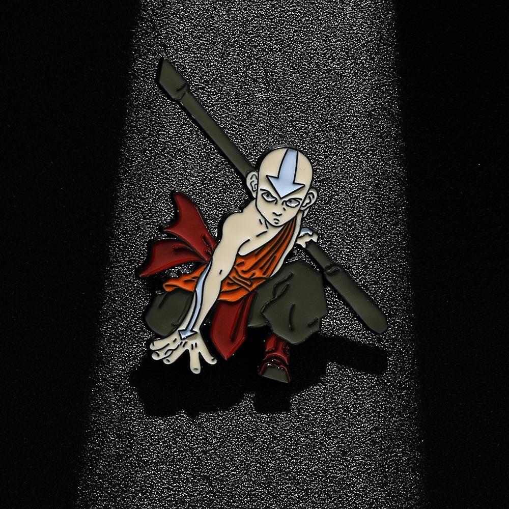 Spilla Avatar Airbender, spilla smaltata Aang del cartone animato europeo e americano, articoli di merchandising per l'animazione, vestiti, borse e accessori