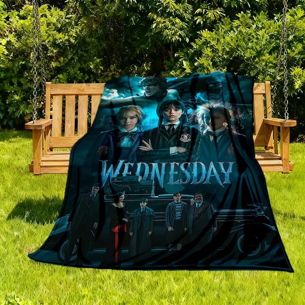 

1pc Wednesday Outdoor Blanket Lightweight Flannel, Soft & Warm, All-Season Use for Sofa, Outdoor, Camping, Living Room, Office124 130cmx150cm