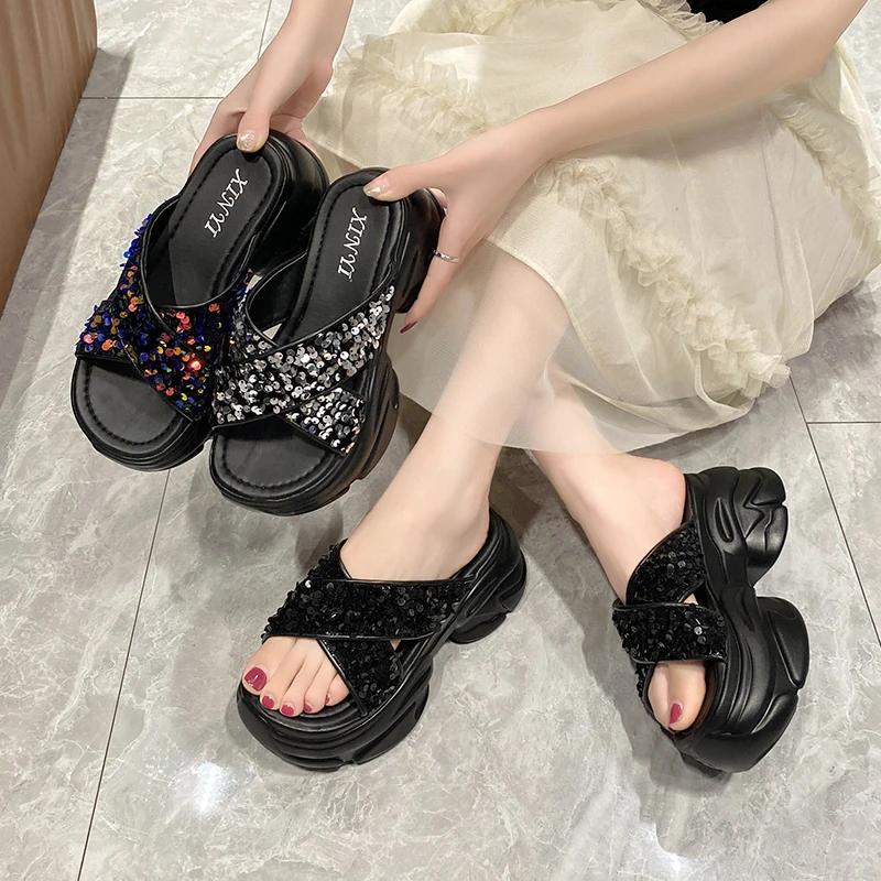 Fashion Summer Bling Slippers Women's Chunky Sandals 2024 Fashion Women 7CM Wedges Platform Shoes Woman Open Toe Flats Beach Flip Flops