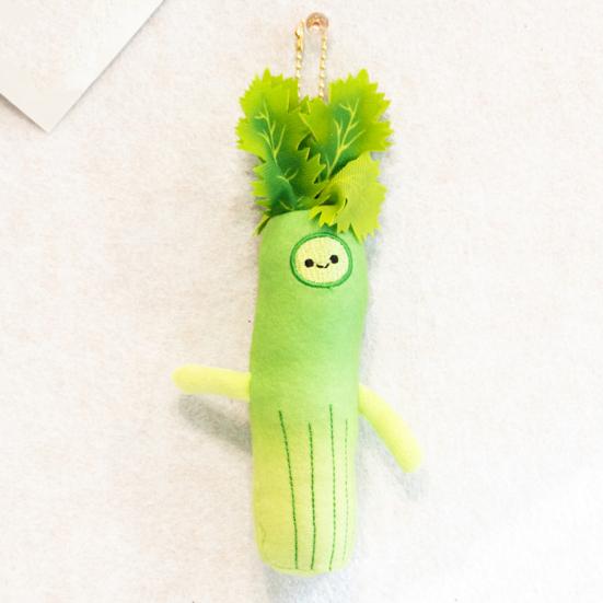 Cute Vegetable Plush Pendant Keychain Creative Cartoon Tender Celery Shape Doll Soft Plush Keyring Backpack Pendant