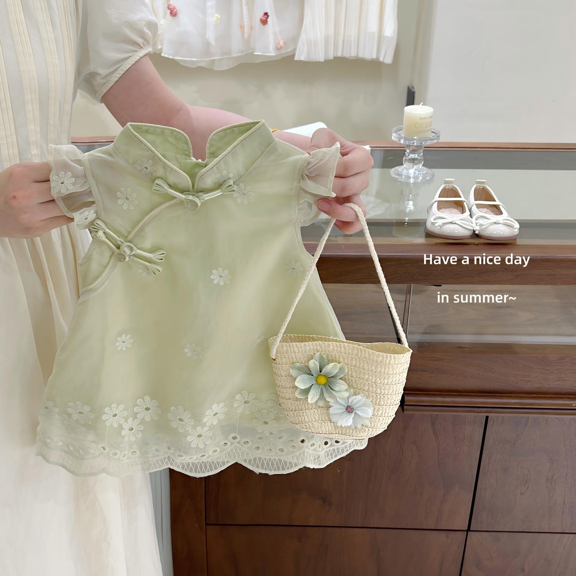 Girls Summer Qipao Dress: Little Fresh Princess Style with Flutter Sleeves 120