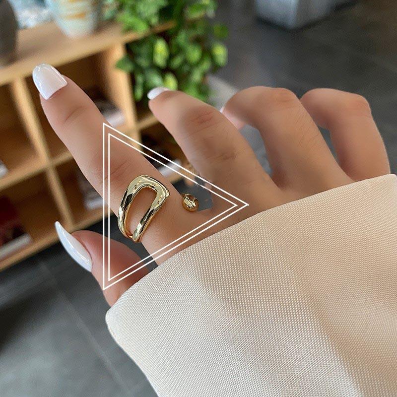 

Минималистичные серебряные кольца для женщин