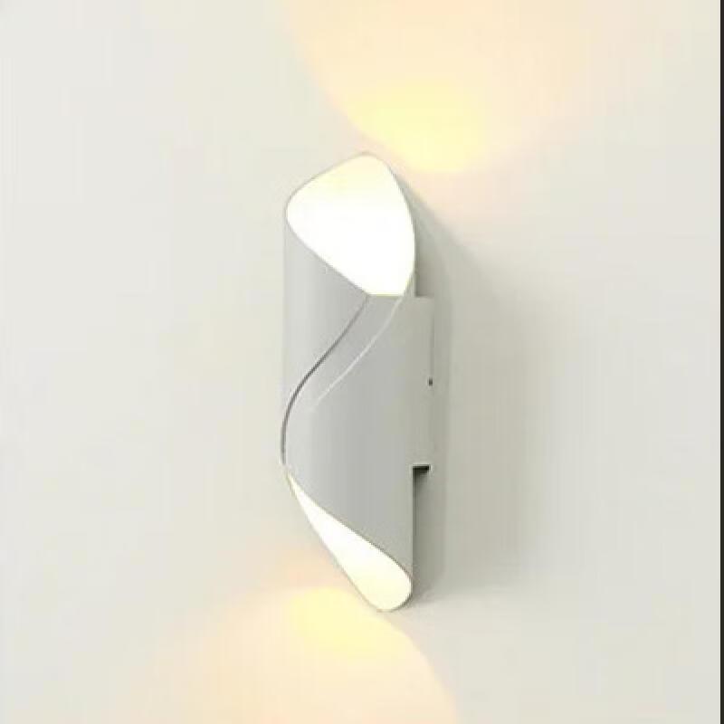 Nu Feng Outdoor Waterproof Wall Lamp