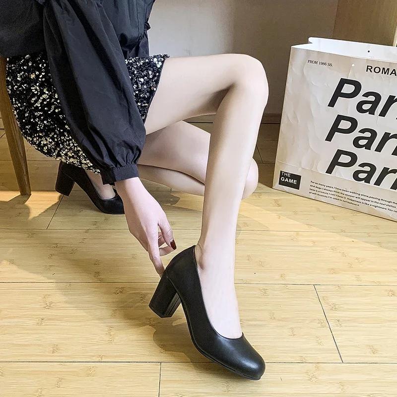 Fashion Women's Pumps Spring Autumn Round Toe Fashion Black High Quality Square Heel Party Lady Elegant Mom Slip-on Casual Basic Shoes