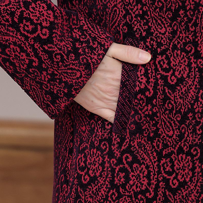 Grandma's Fashionable Lapel Top for Spring & Autumn