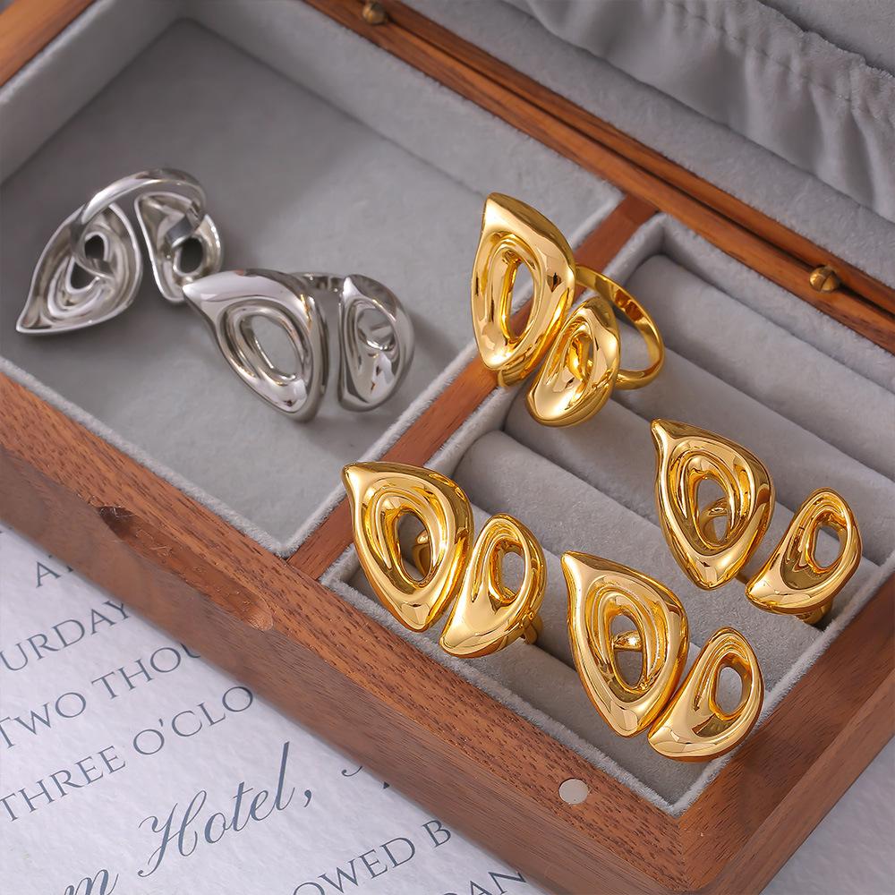 Offener Ring 18 Karat Vergoldet für Damen - Europäisches Geometrisches Schweinenasen-Design