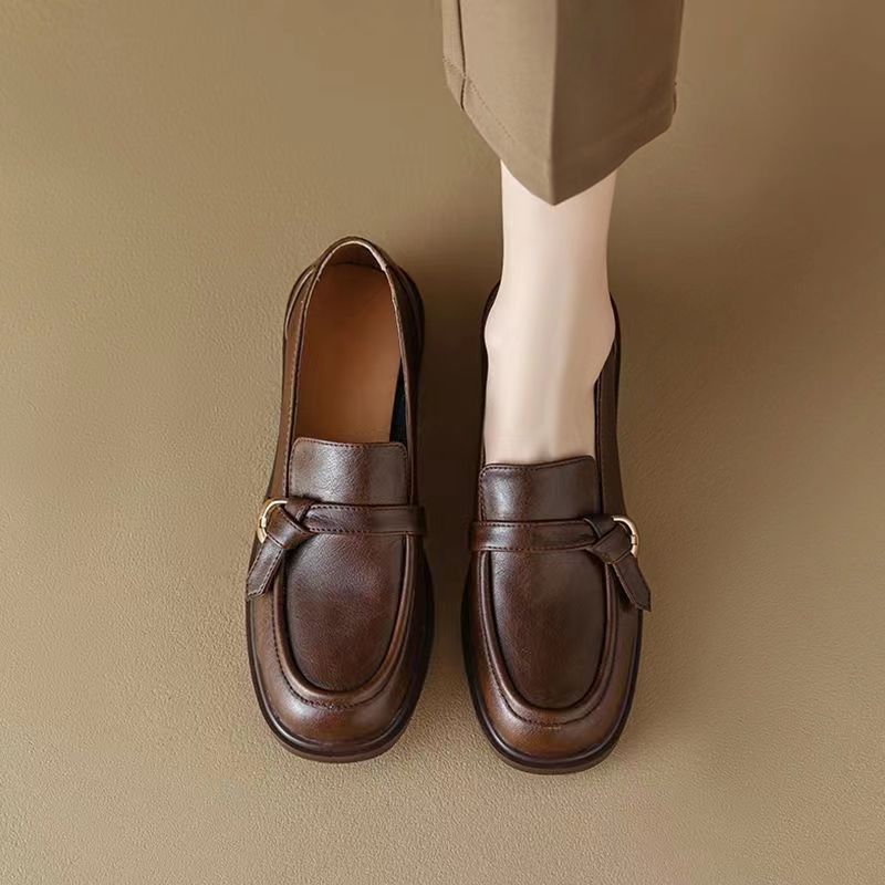 Chaussures en cuir souples style anglais 2025 nouvelles chaussures Le Fu polyvalentes à bout rond chaussures plates pour femmes chaussures mocassins