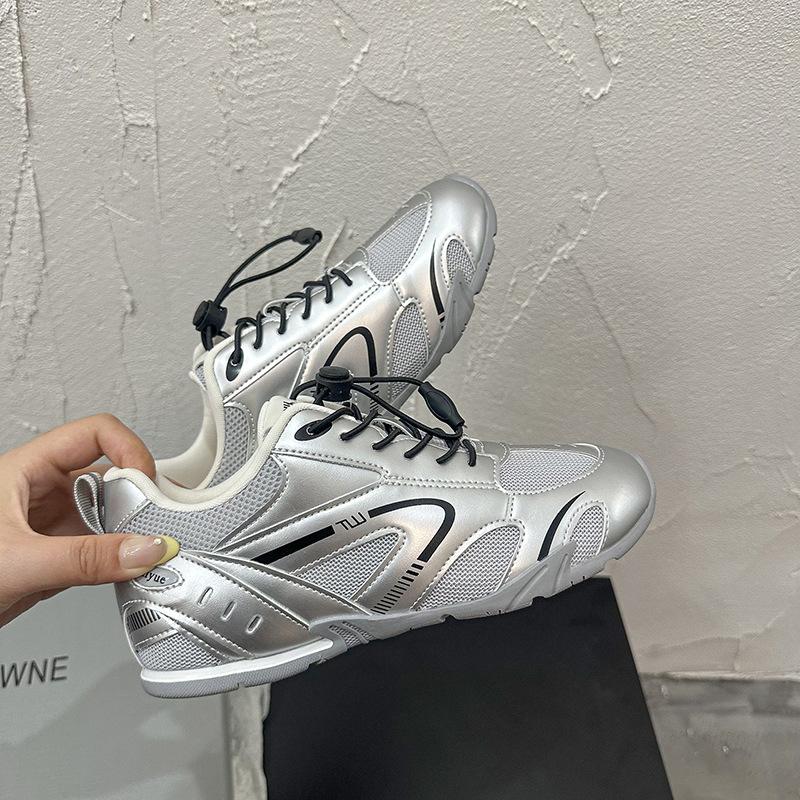 Outdoor niche racing shoes inner height increase moral training shoes women's 2025 new mesh breathable jogging casual sports shoes