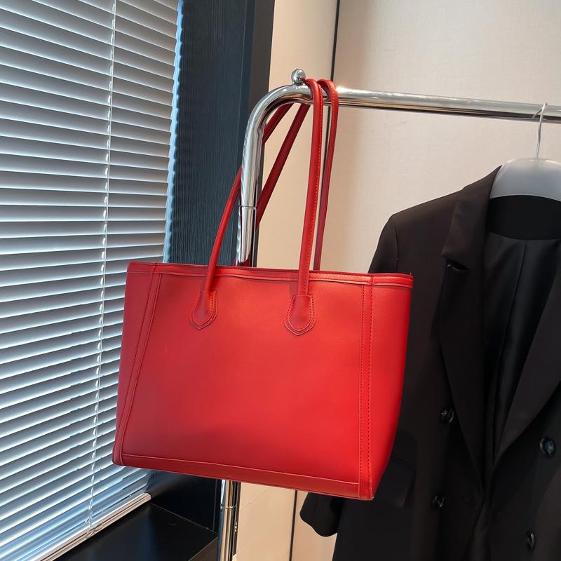 

Женская сумка премиум-класса большой вместимости, женская новая 2025, для поездок на работу, взрывная на плечо, сумка-тоут, портативный сатчел красный