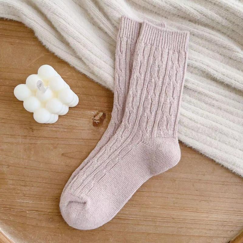 Women's Autumn and Winter Warm, Soft and Pure Color Wool Socks, Retro Thickened Twisted Medium Long Tube Pile Socks, Wool Socks