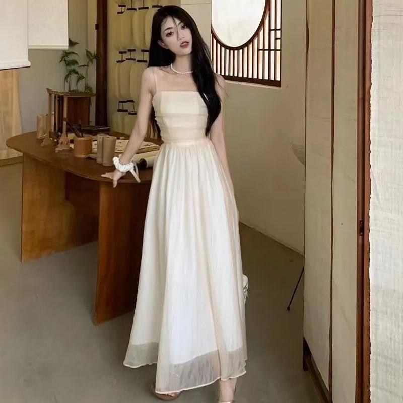 Women's 2024 French White Spaghetti Strap Slimming Evening Dress
