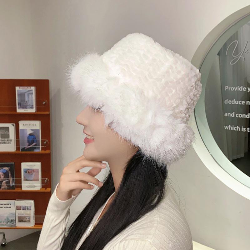 

Fashion and high-quality plush soft waxy basin hat for women, thickened in winter to prevent cold and keep warm, fashionable to show small plush face