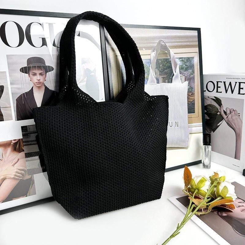 Modern And Versatile Bucket Style Knit Handbag With Hollow Pattern In Trendy Colors For Any Outfit