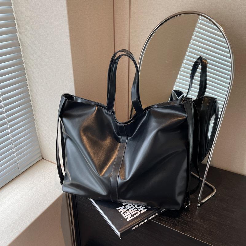 New literary and retro versatile shoulder bag women's casual simple commuting large-capacity tote bag portable large bag