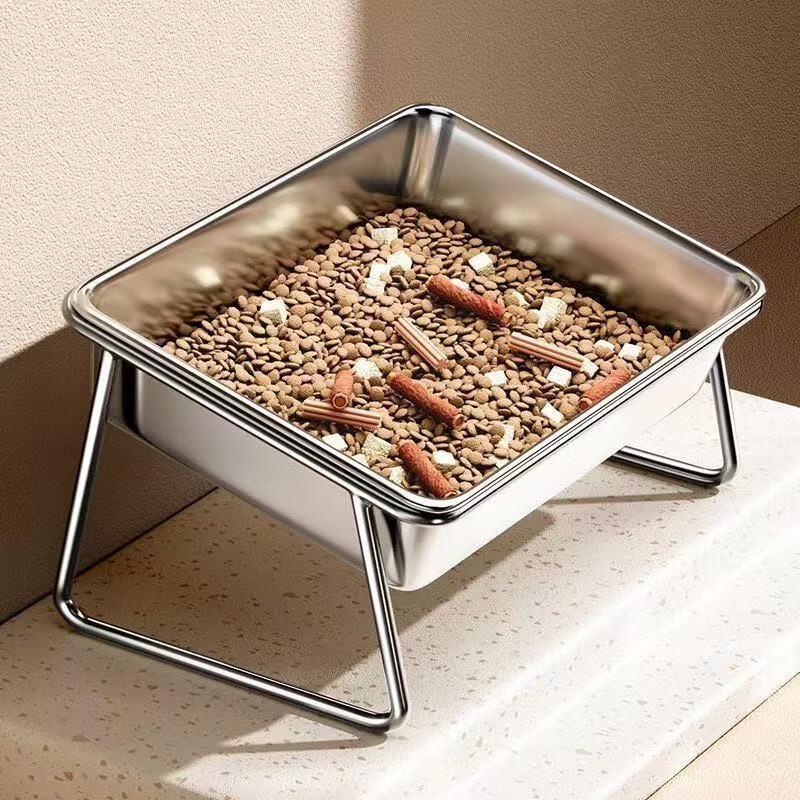 

Elevated Dog Food and Water Bowl Set