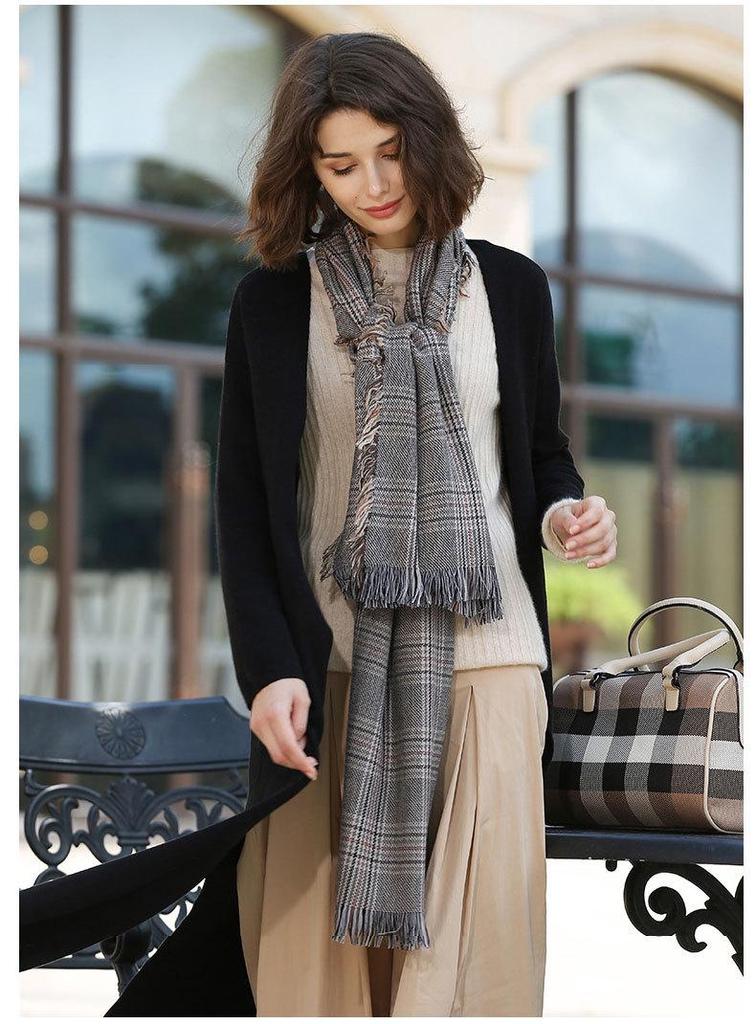 Inner Mongolia Houndstooth Wool Shawl: Dual-Use Long Tassel Scarf for Women - Autumn/Winter Collection.