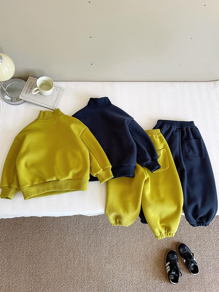 Nausicaä 2025 Zima Dziecięcy Zestaw Bluza Polarowa w Stylu Koreańskim - Stójka, Unisex Ciepły Dwuczęściowy.