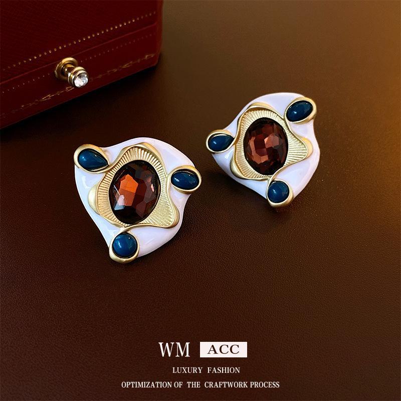 Medieval Retro Palace-Style Luxurious Round Earrings