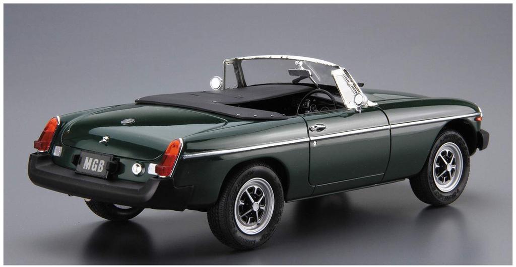 Aoshima Bunka Kyozaisha The Model Car Series BLMC 1974 Plastic Model 1/24 No.102 G/HN5D MG-B MK-3