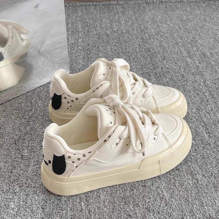 Dog board shoes for women's spring summer new round toe cute white shoes solid color thick soled lace up simple sports shoes