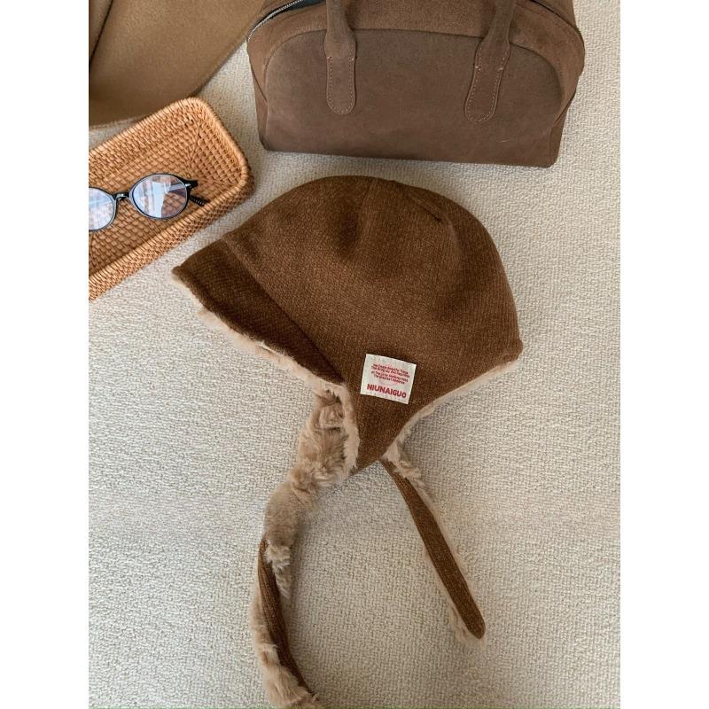 Japanese Cute Ear Protecting Lei Feng Hat for Women In Winter Keeping Warm and Showing Face  Small Straps Cold Proof Ear Protecting Flying Hat