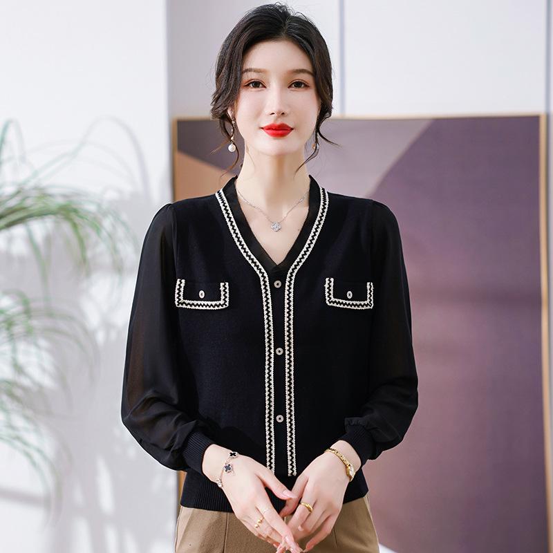 

Mom s Autumn V-Neck Knit Top with Sheer Sleeves for Middle-aged Women 2XL (Recommended 130-145 jin) чёрный
