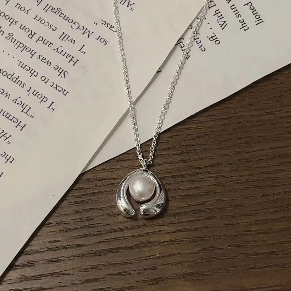 S925 Sterling Silver Clavicle Necklace with Freshwater Pearl Pendant 925 Silver