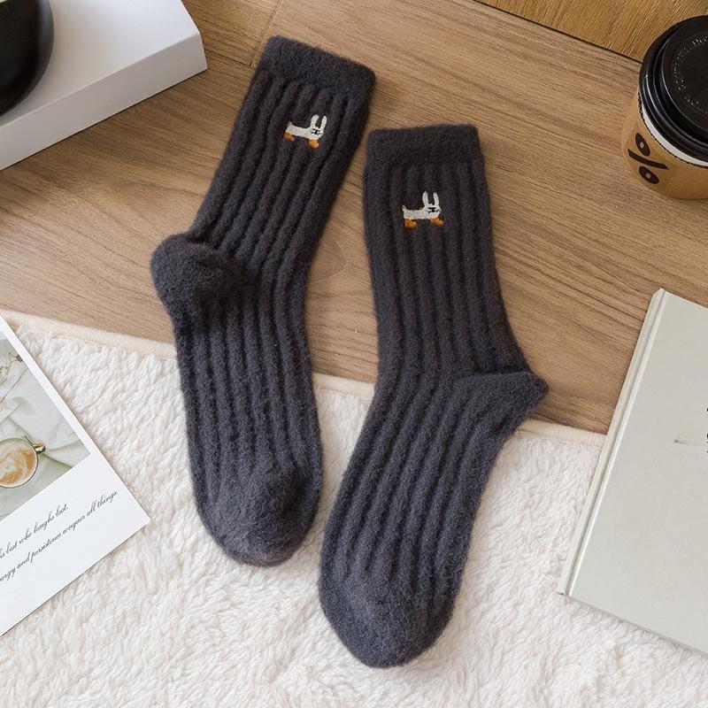 Female Winter Thickened Embroidery Warm Solid Color Vertical Bar Floor Sleeping Tube Socks