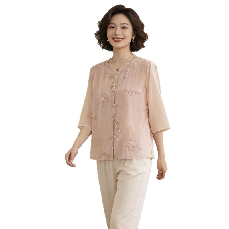 Summer Wear for Middle-Aged and Elderly Mothers: New Chinese Style Embroidered Shirt
