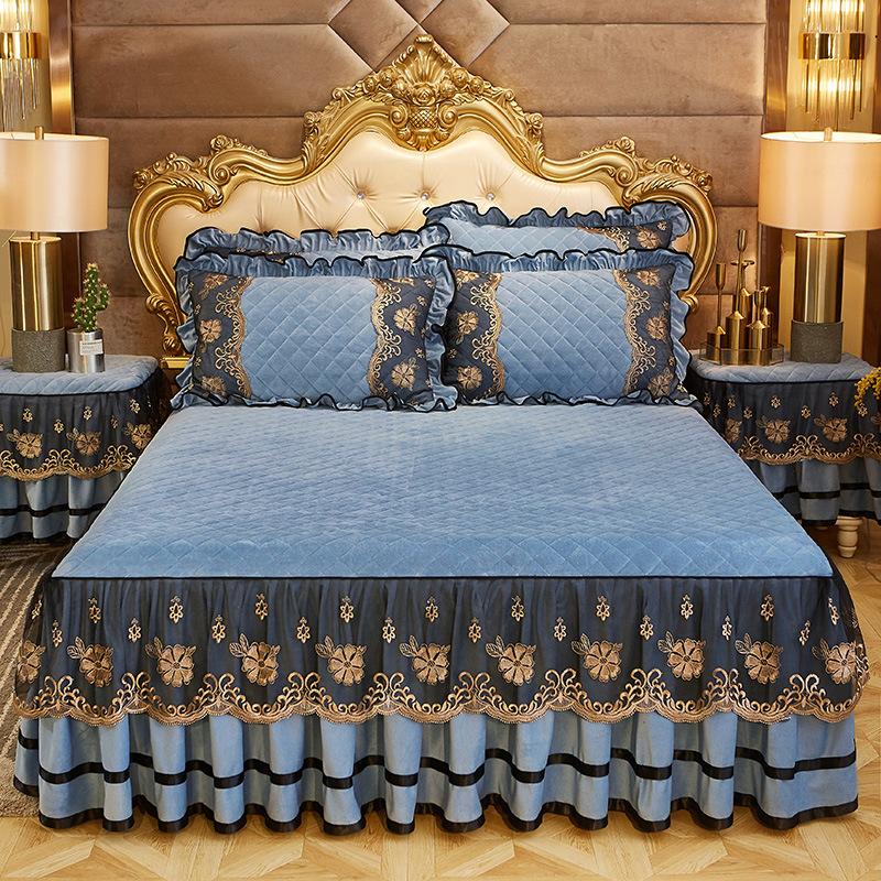 Thick Bed Skirt Three-Piece Winter Crystal Velvet Fleece-Lined Quilted Bedspread Quilt Cover Velvet Bed Skirt