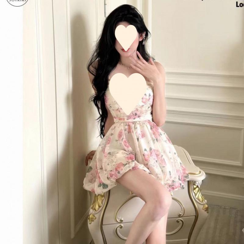 Summer Gentle Wear Women's New Korean Version of Fashion Irregular Floral Suspender A-word Skirt Two-piece Set