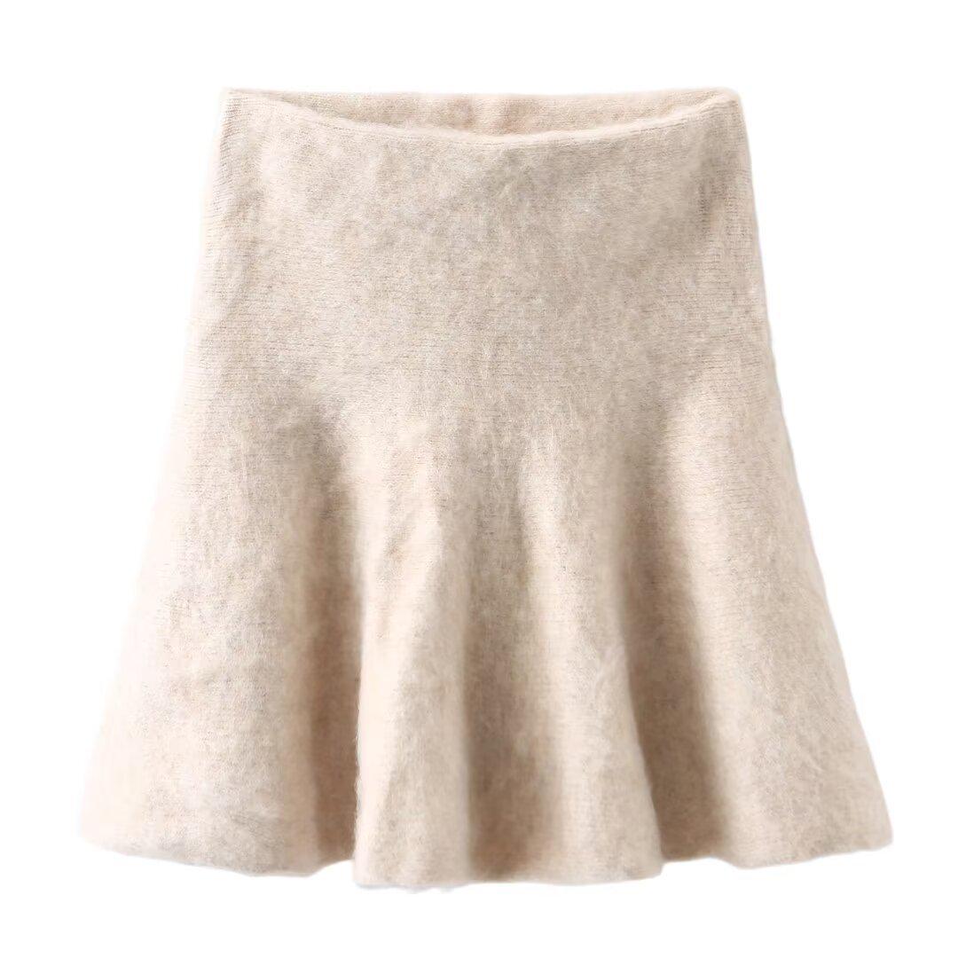 

Женский осенний комплект свитера с круглым вырезом и короткой юбки в европейском и американском стиле 2024 L