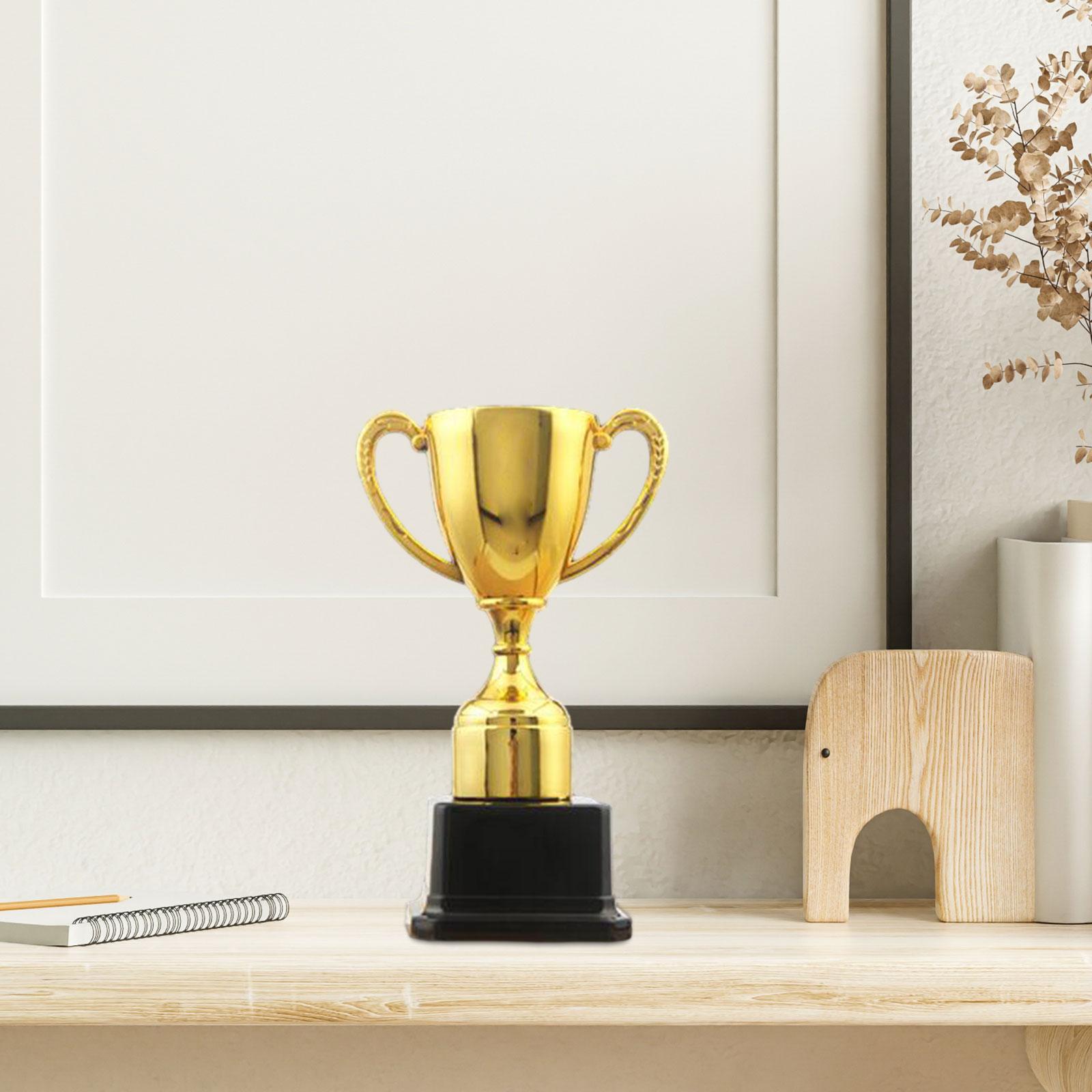 

Наградной трофей Наградной трофей за командную работу Маленький детский трофей Украшения Реквизит Золотой трофей для тематической вечеринки Классный приз Торжества