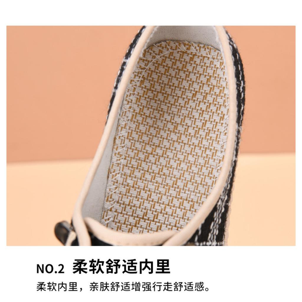 2025 New Style Shoes Casual Men Shoes Soft Sole Breathable Fashionable Light Slipper Women Shoes Single-layer Shoes