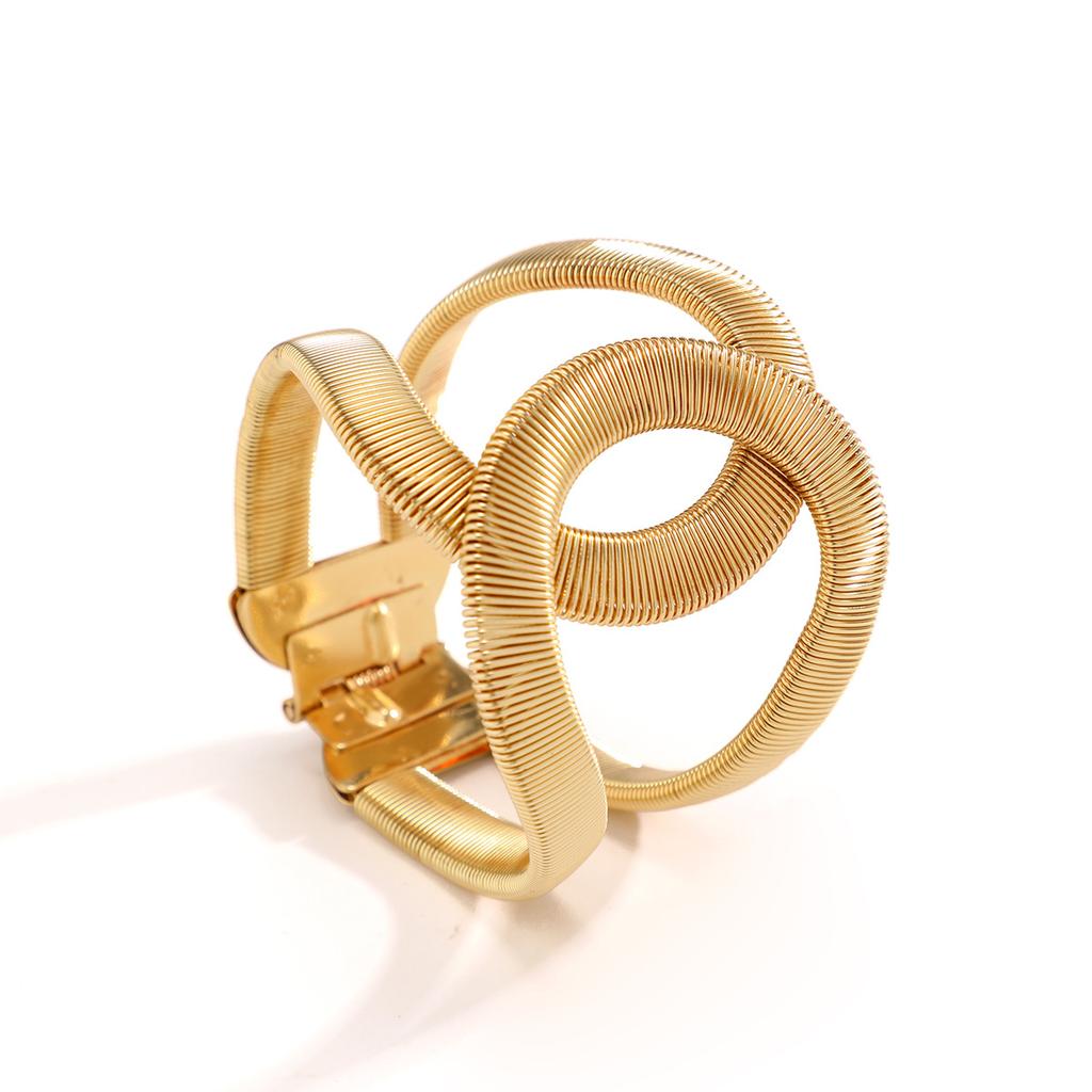 Mode Multi-laags Gewikkeld IJzerdraad Open Wijde Armband Ontwerp Gestreept Kruis Veer Sieraden