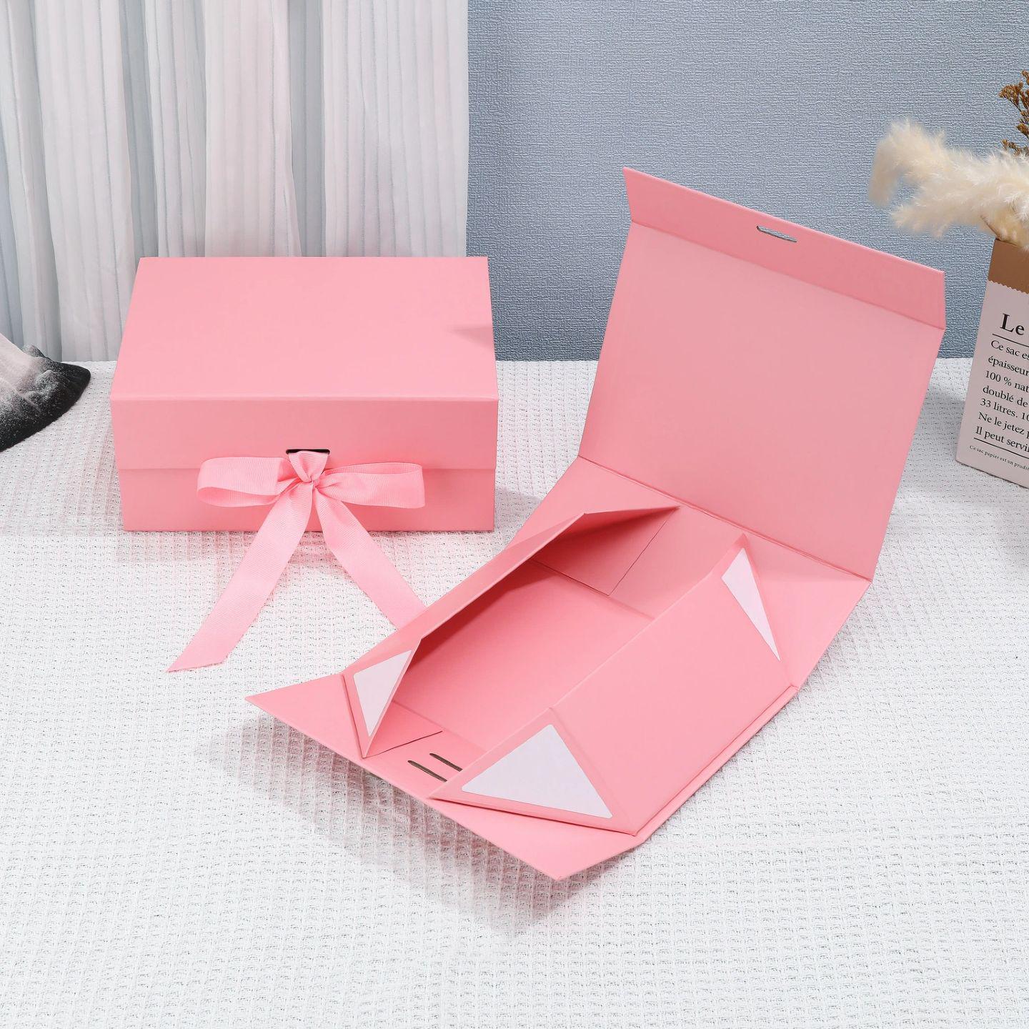 

Магнитная Складная Подарочная Коробка - Настраиваемая Упаковка с Откидной Крышкой для Мероприятий и Подарков 240*185*105mm